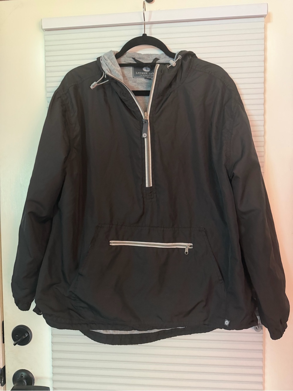 Lauren James Woman’s windbreaker black jacket golf tennis activewear XL